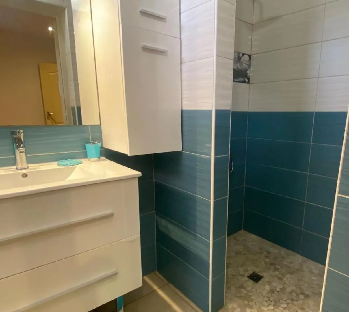 Appartement Spacieux Vue Mer: Beachfront Retreat with Parking Les Anses-d'Arlets Martinique